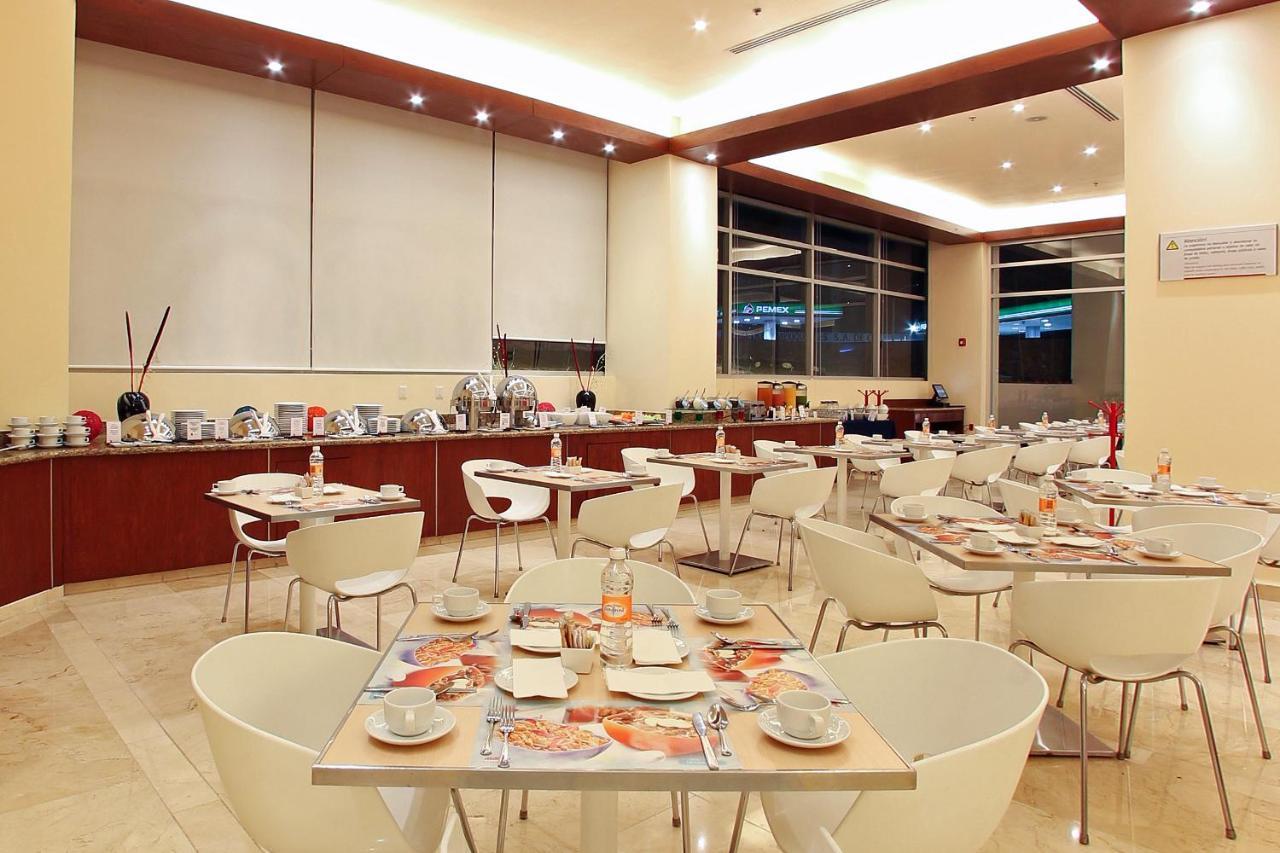 Hotel OPUS GRAND Toluca Aeropuerto Exterior foto